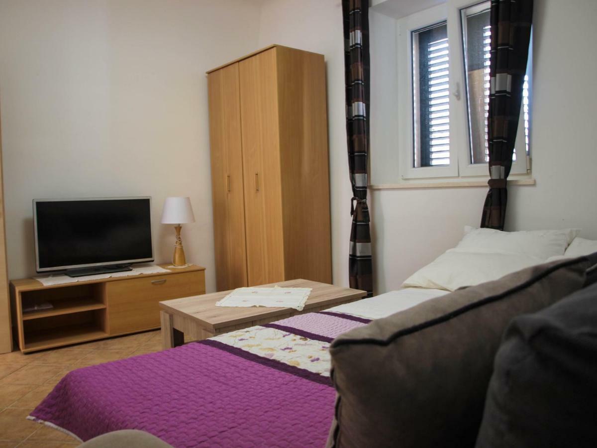 Ferienwohnung House Nataniel In Omis Near Sea Exterior foto