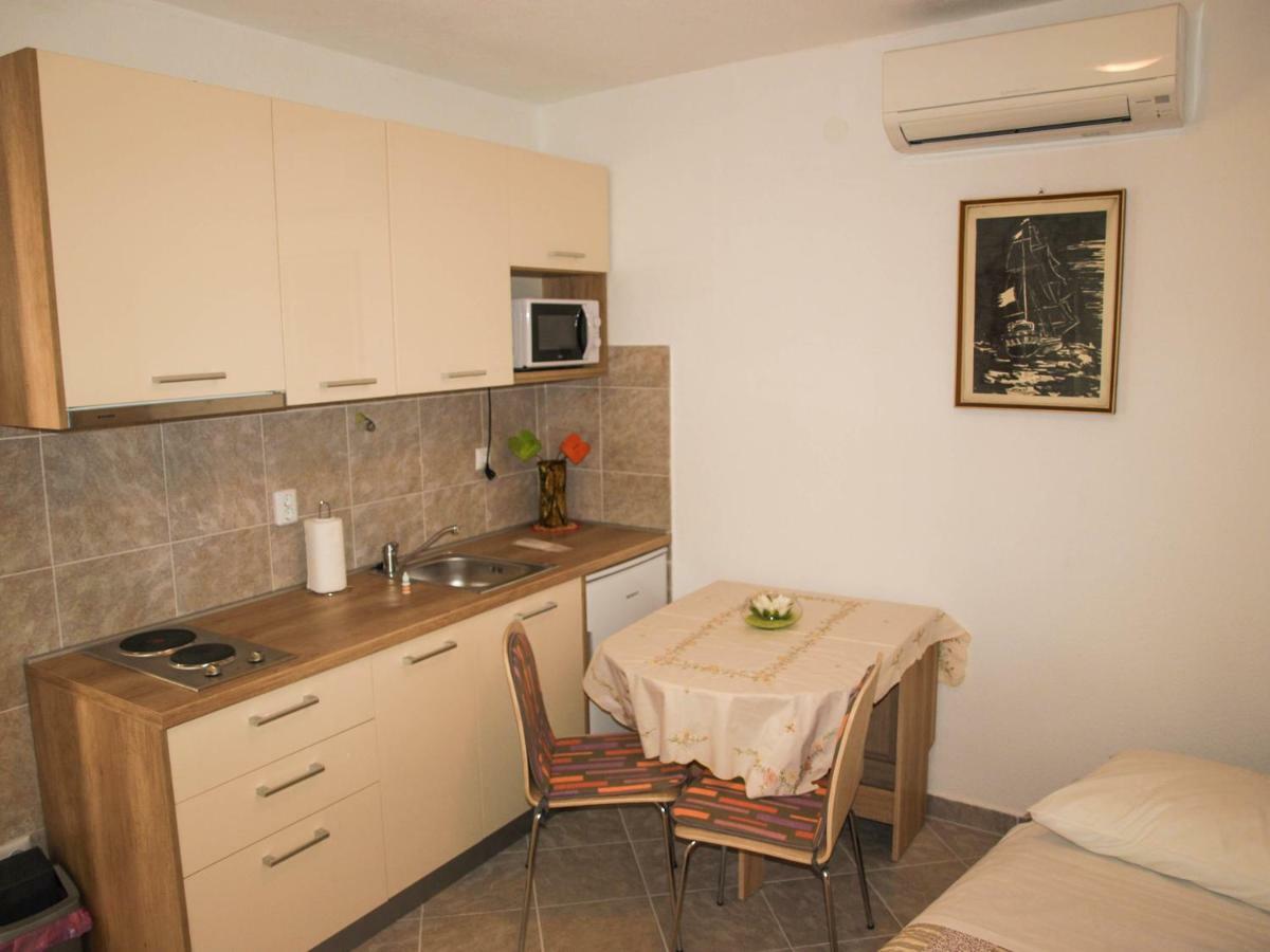 Ferienwohnung House Nataniel In Omis Near Sea Exterior foto