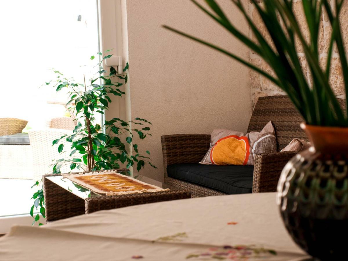 Ferienwohnung House Nataniel In Omis Near Sea Exterior foto