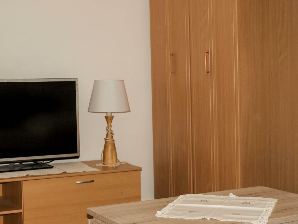 Ferienwohnung House Nataniel In Omis Near Sea Exterior foto