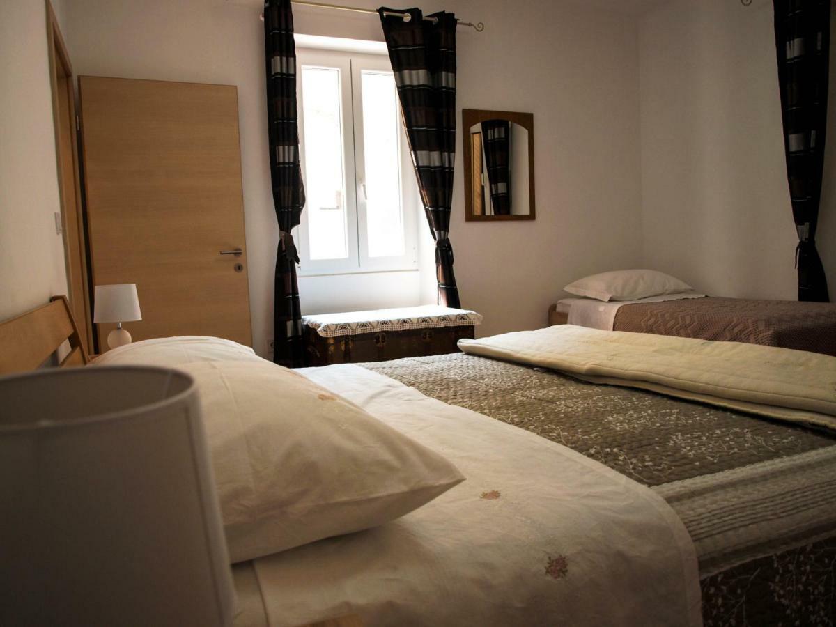 Ferienwohnung House Nataniel In Omis Near Sea Exterior foto